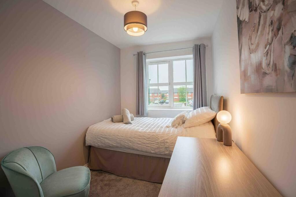 Stunning Abode 5 Min From Nec & Bhx, Pets Allowed Marston Green Exteriér fotografie